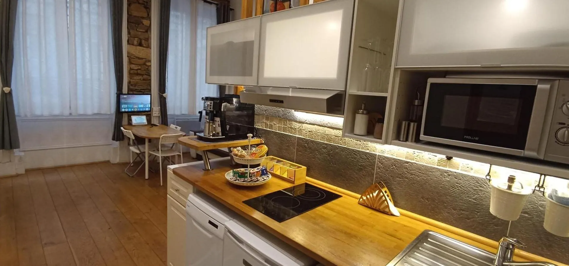 Bed and Breakfast Loge De L'Opera Lyon 2*,