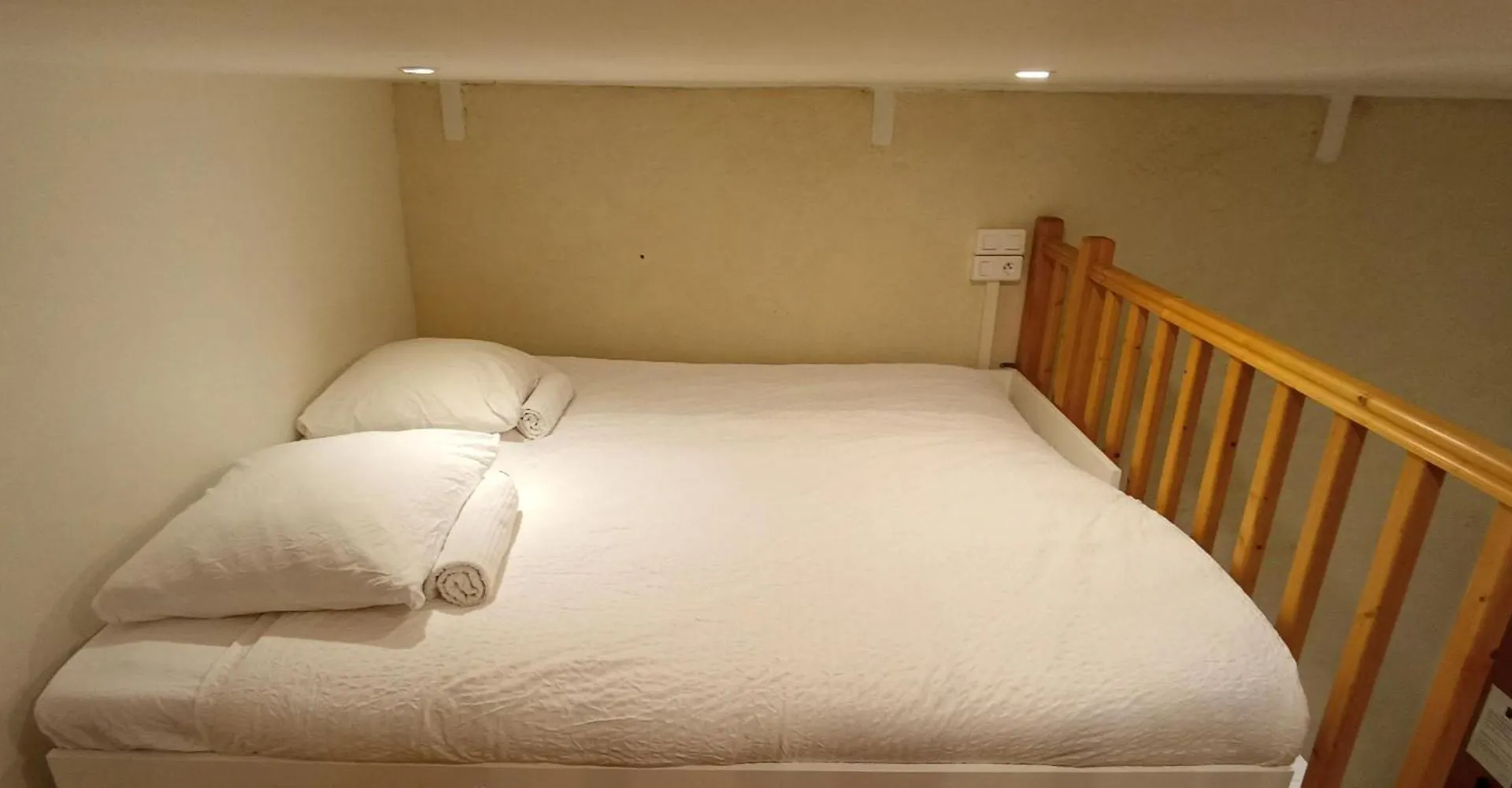 Bed and Breakfast Loge De L'Opera Lyon 2*,  Francia