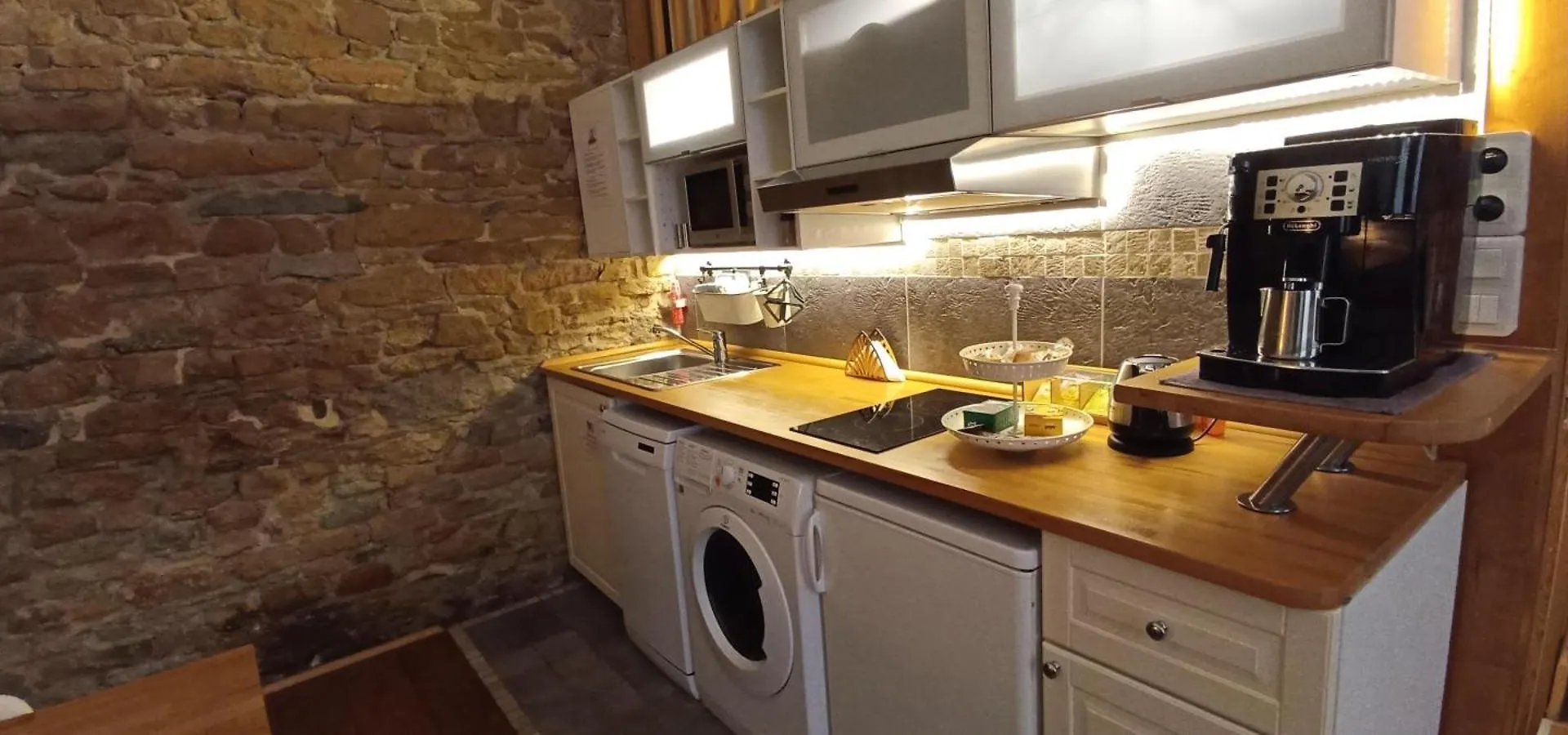 Bed and Breakfast Loge De L'Opera Lyon 2*,